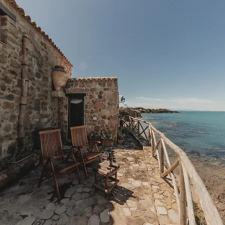 Feriehus Cala La Giara Cefalù